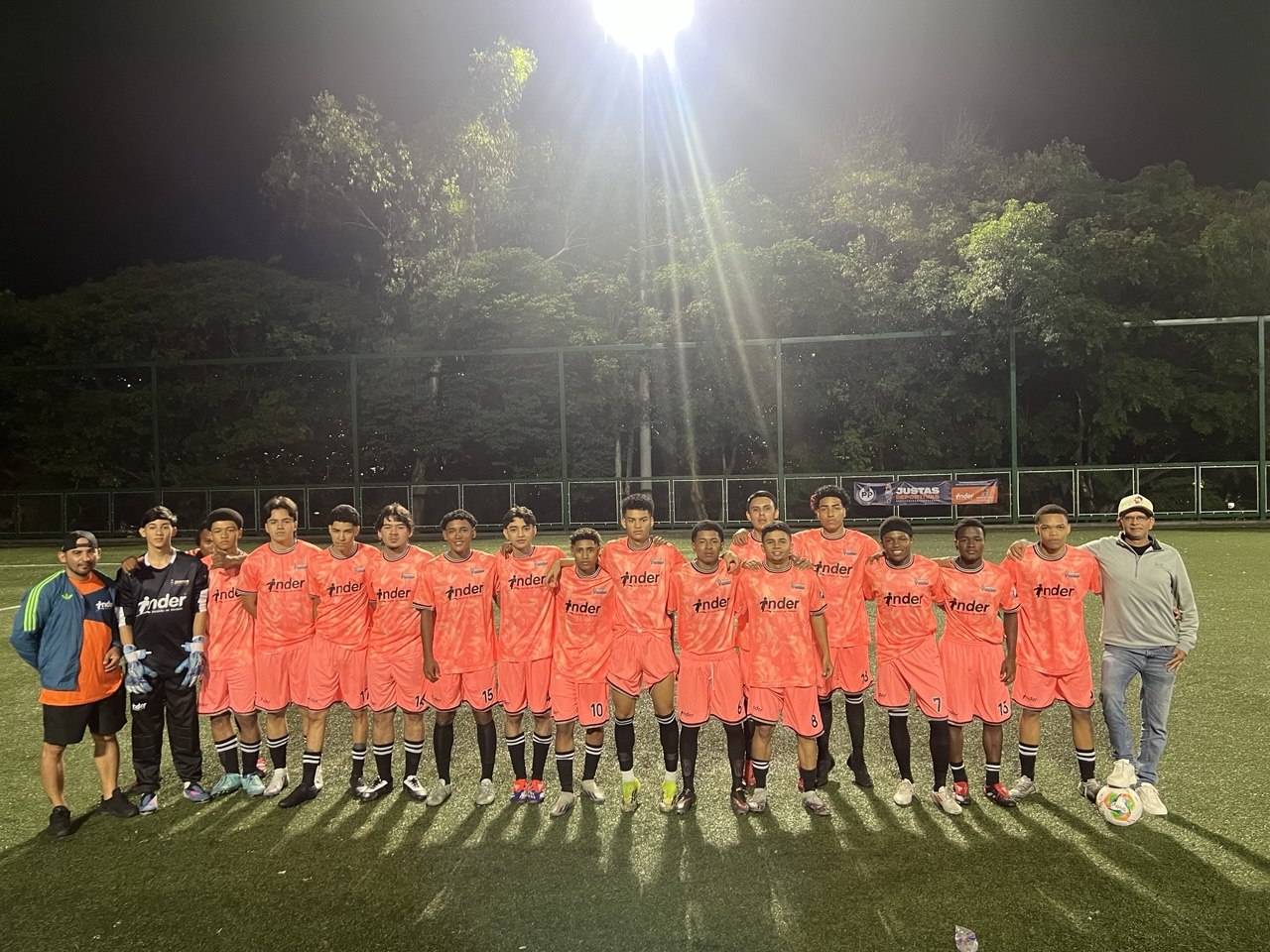 Primer Partido Leonel Alvarez